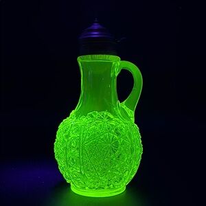 EAPG Antique Uranium Adams & Company Molasses Can Circa 1886